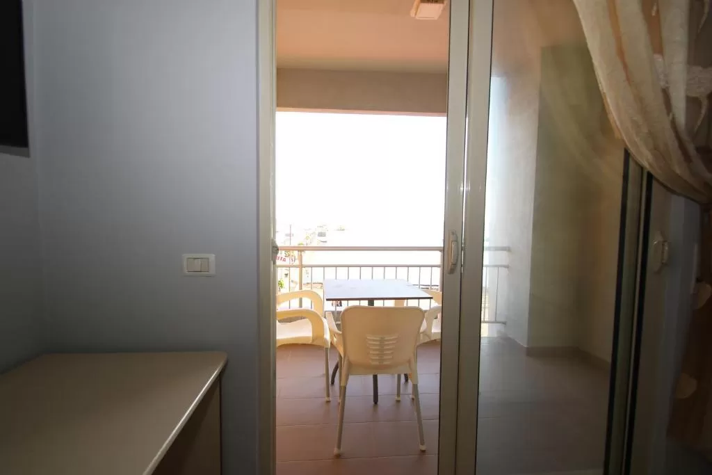 Classic triple room4.jpg